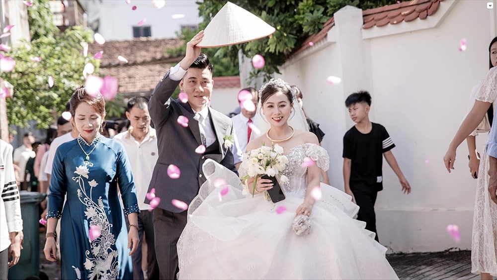 Donating Wedding Dresses & Clothes | Extend Their Life Beyond the Big Day Donating Wedding Dresses & Clothes | Extend Their Life Beyond the Big Day